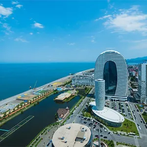 5* מלון Panorama Sea View Central
